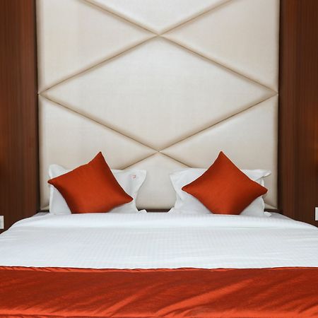 Hotel Spring Inn Mumbai Kültér fotó
