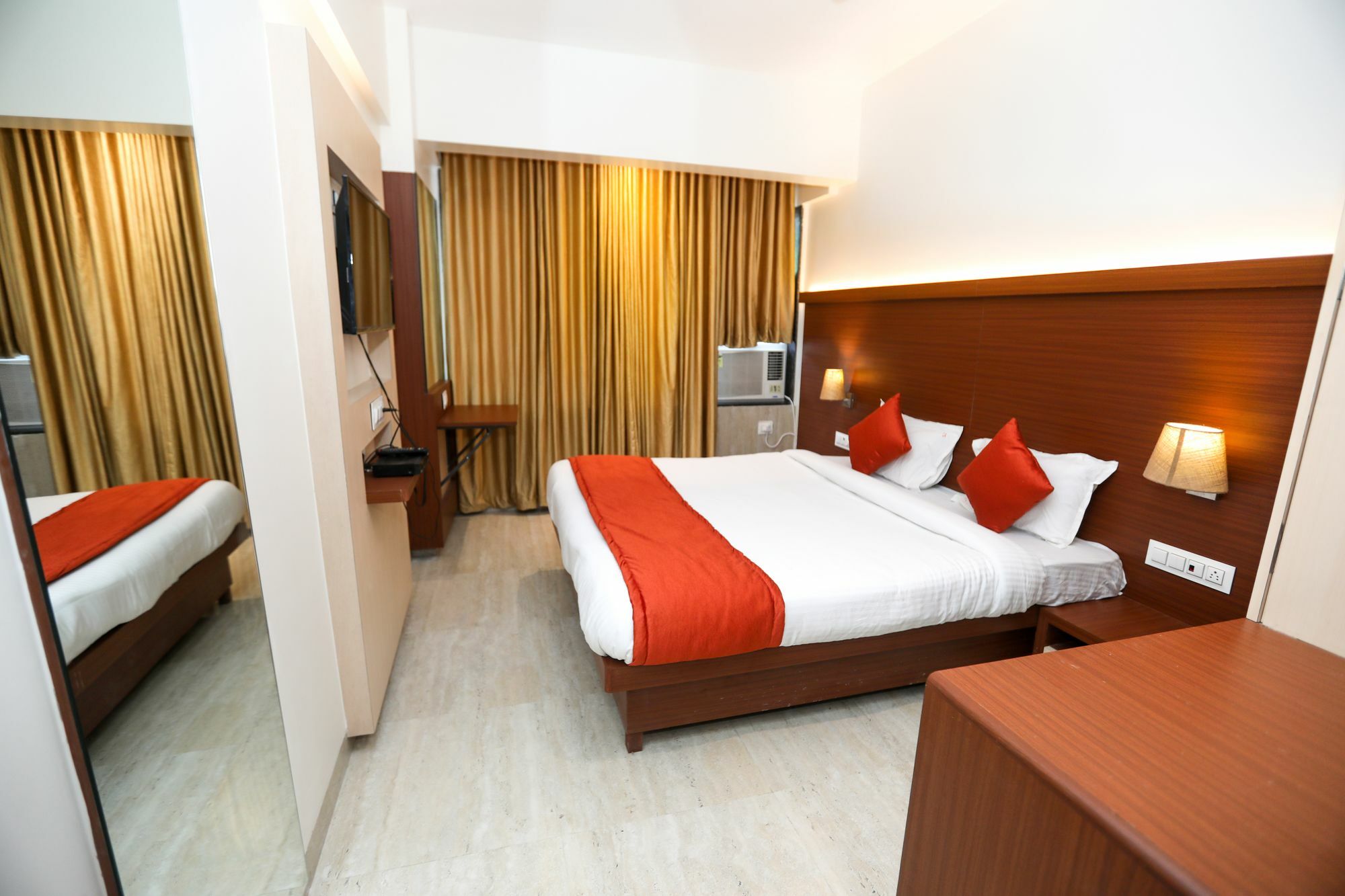 Hotel Spring Inn Mumbai Kültér fotó
