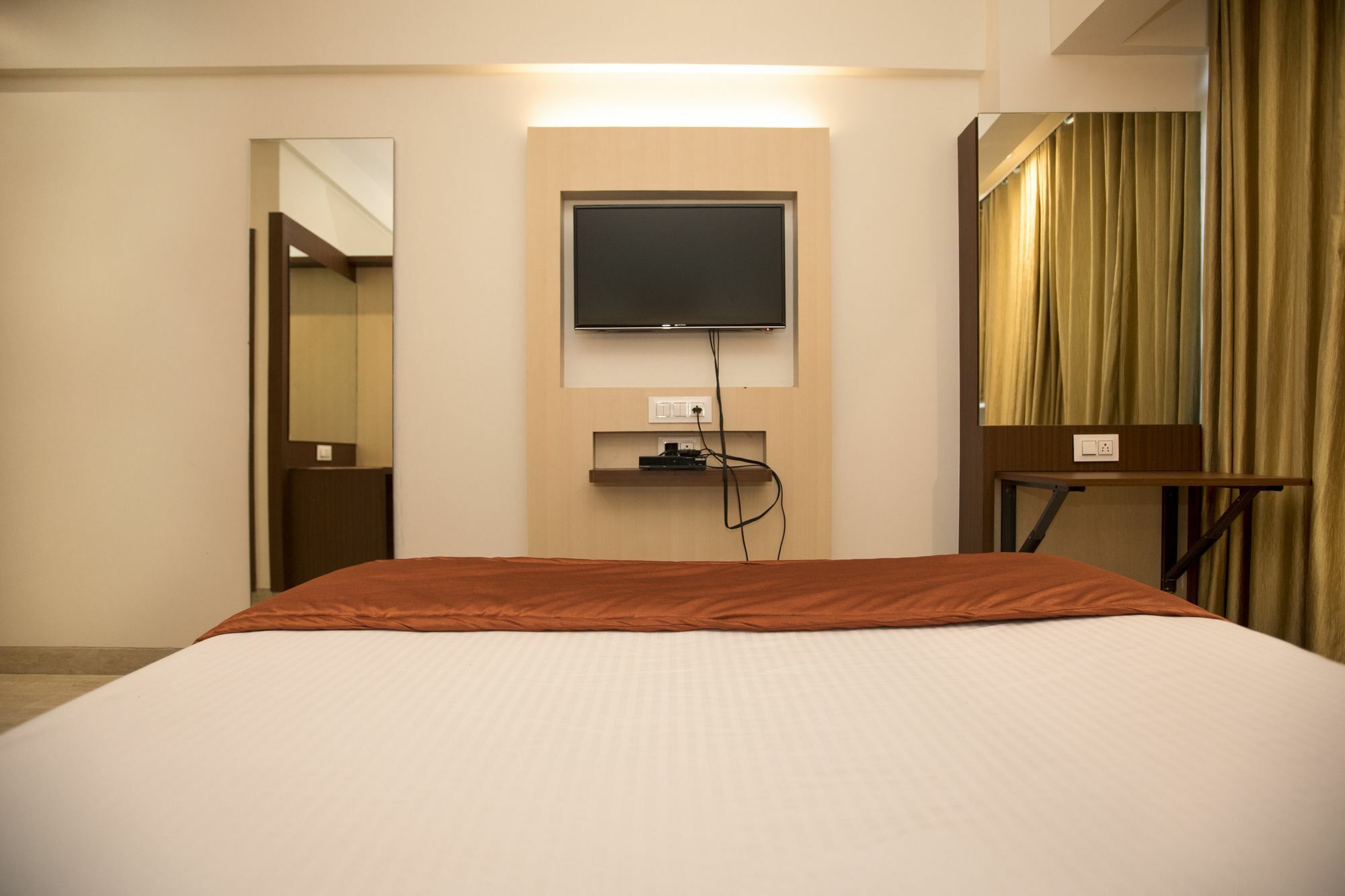 Hotel Spring Inn Mumbai Kültér fotó